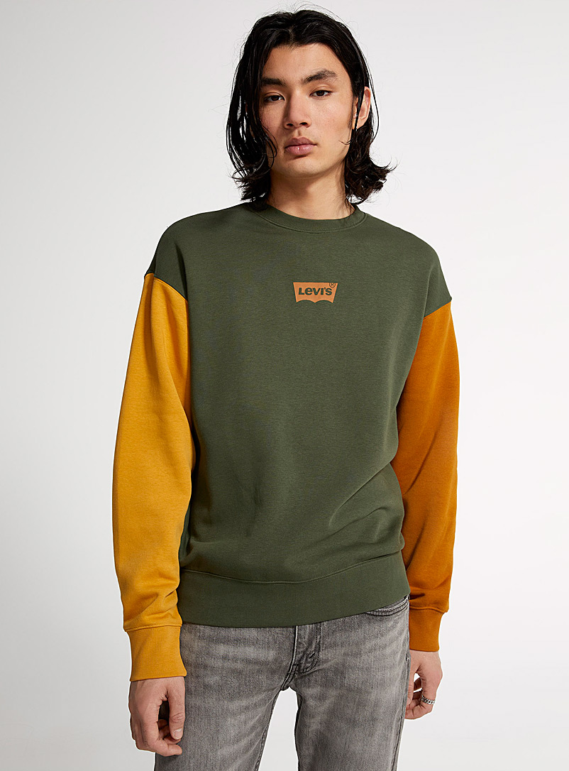 Contrast-sleeve olive sweatshirt | Levi's | Men's Hoodies & Sweatshirts |  Simons