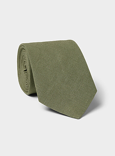 La cravate pur lin unie <b>Collection exclusive d'Italie</b>