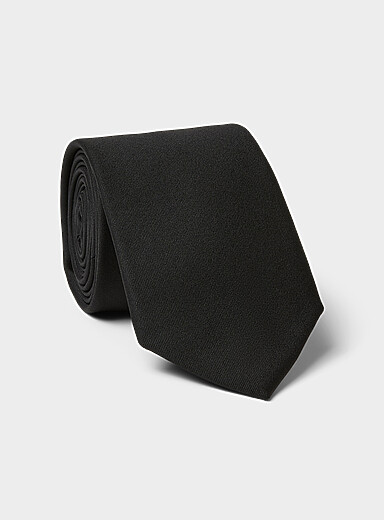 La cravate pure laine unie <b>Collection exclusive d'Italie</b>