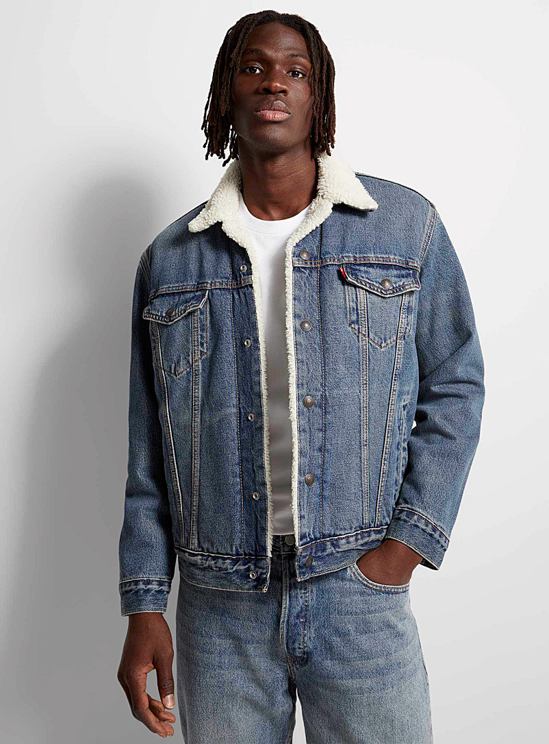 Levi's: La veste de jean Trucker doublé Sherpa Bleu pour homme