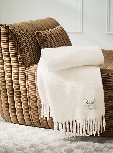 Simons Maison: Le jet&eacute; effet mohair nuance poudr&eacute;e 130 x 170 cm Vert bouteille - Sapin
