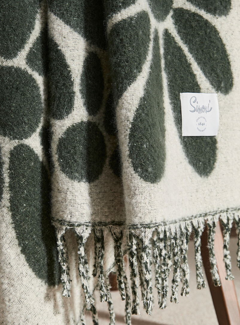 Simons Maison: Le jet&eacute; effet mohair larges fleurs 130 x 170 cm &Eacute;cru &agrave; motifs