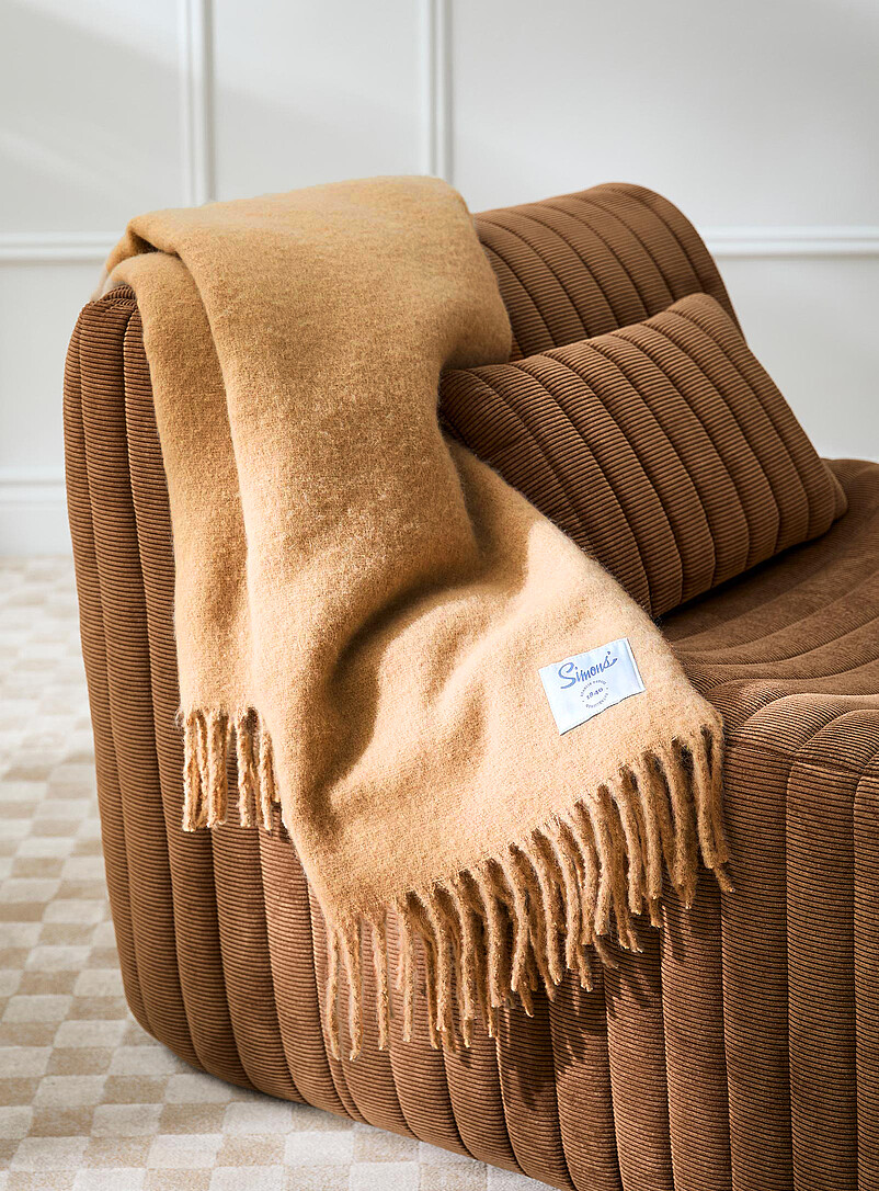Powdery Tone Faux-Mohair Throw 130 X 170 Cm