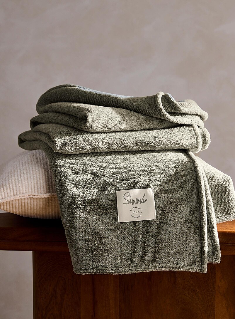 Soft Chenille Throw 130 X 150 Cm