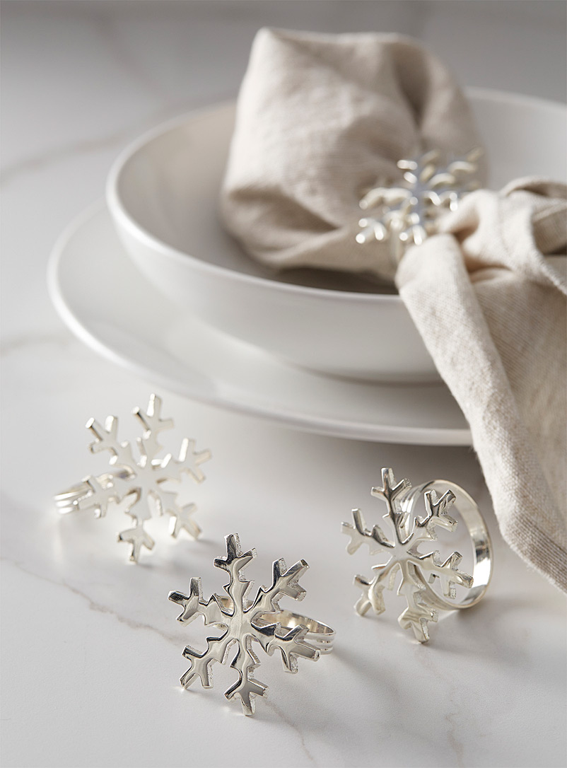 Simons Maison Silver Silvery snowflake napkin rings Set of 4