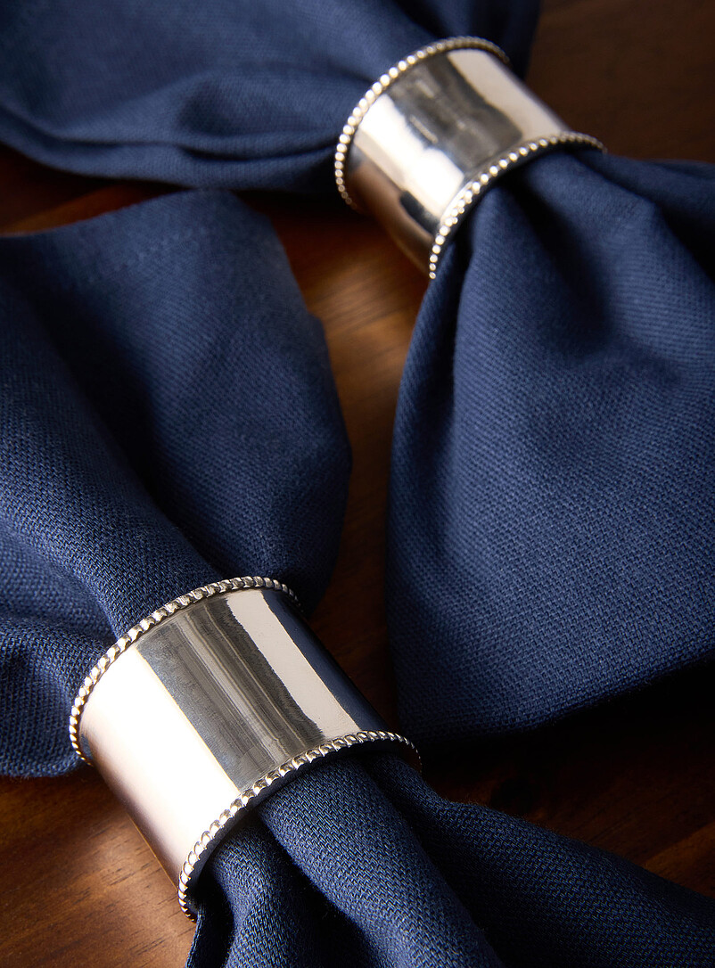 Textured border napkin rings Set of 4 product image 2