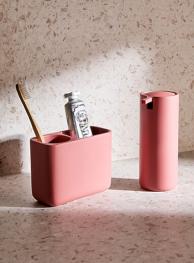Les accessoires minimalistes r&eacute;sine