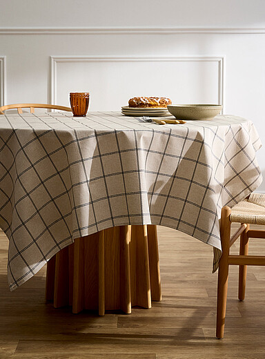Neutral checks coated tablecloth | Simons Maison | Printed Tablecloths ...