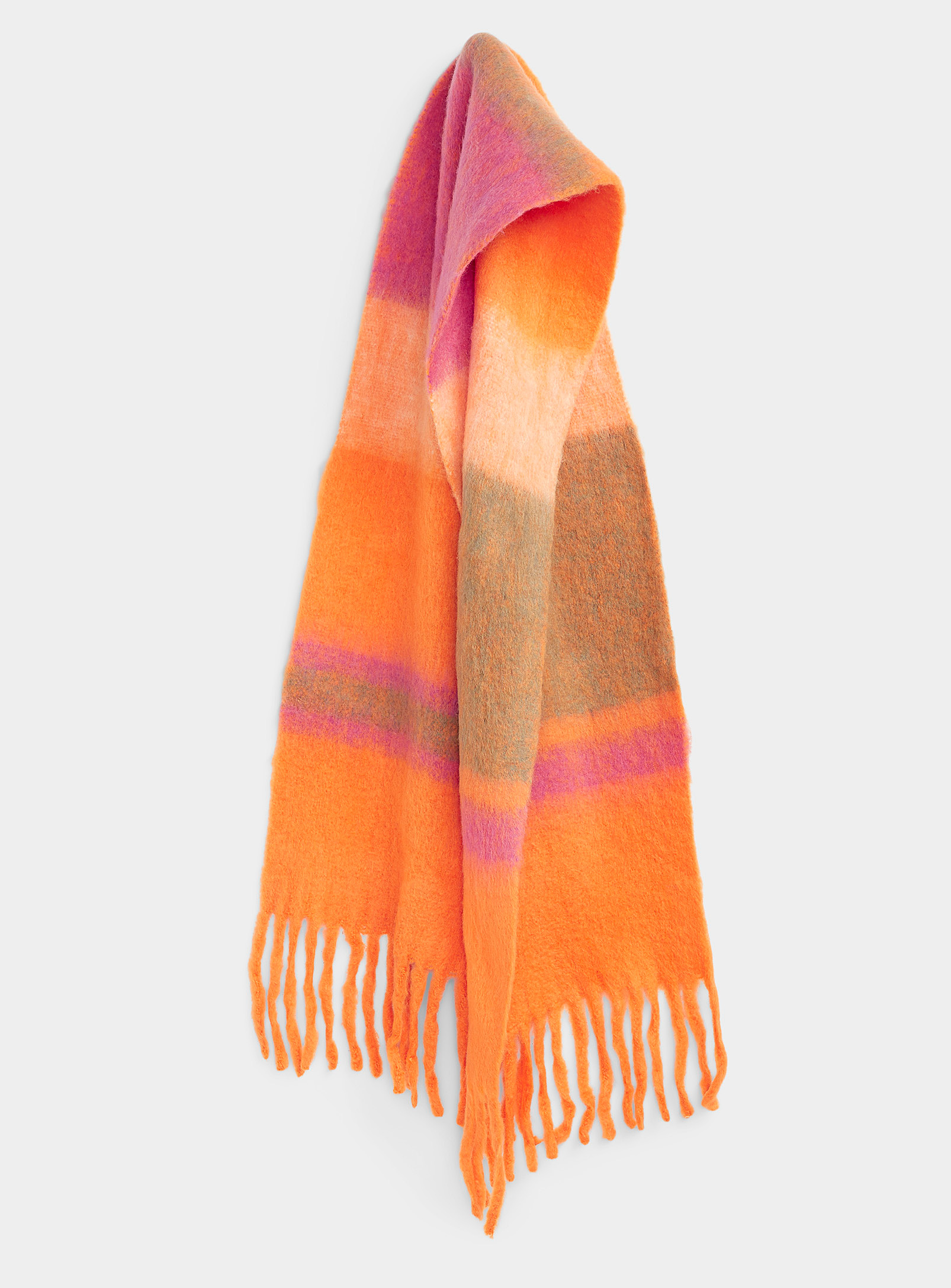 Moment by moment - Women's Graded orange-pink scarf