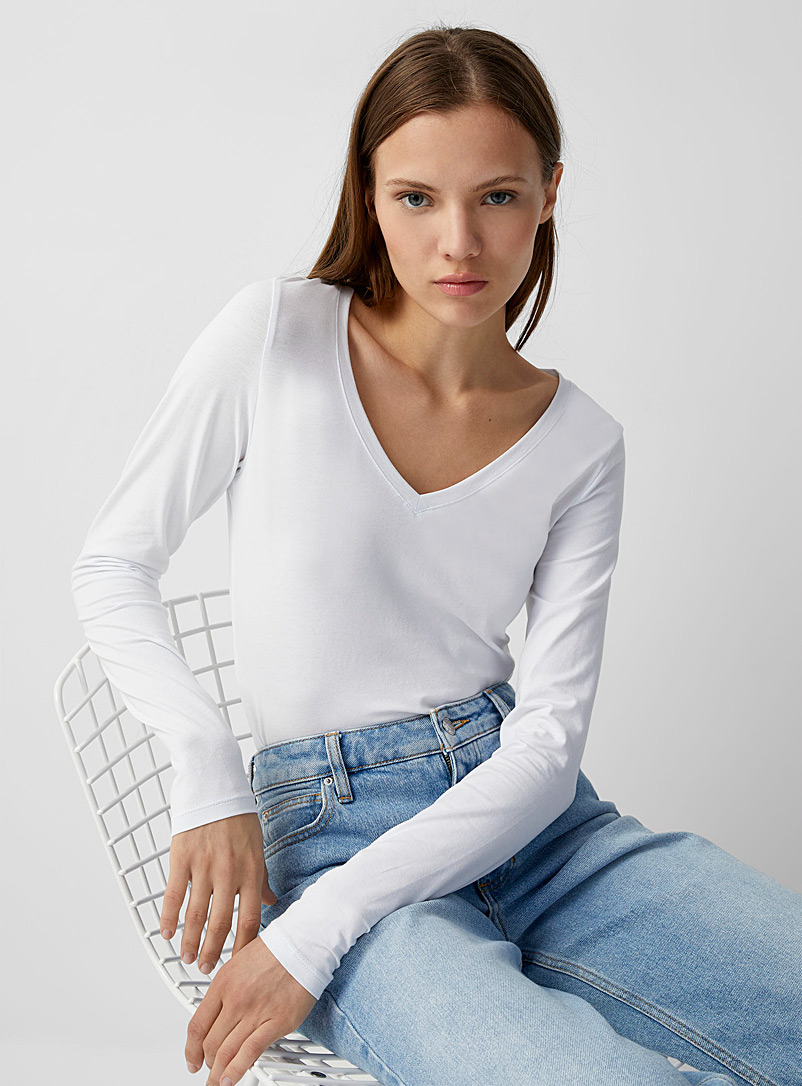 Twik: Le t-shirt col V manches longues coton bio Blanc pour femme