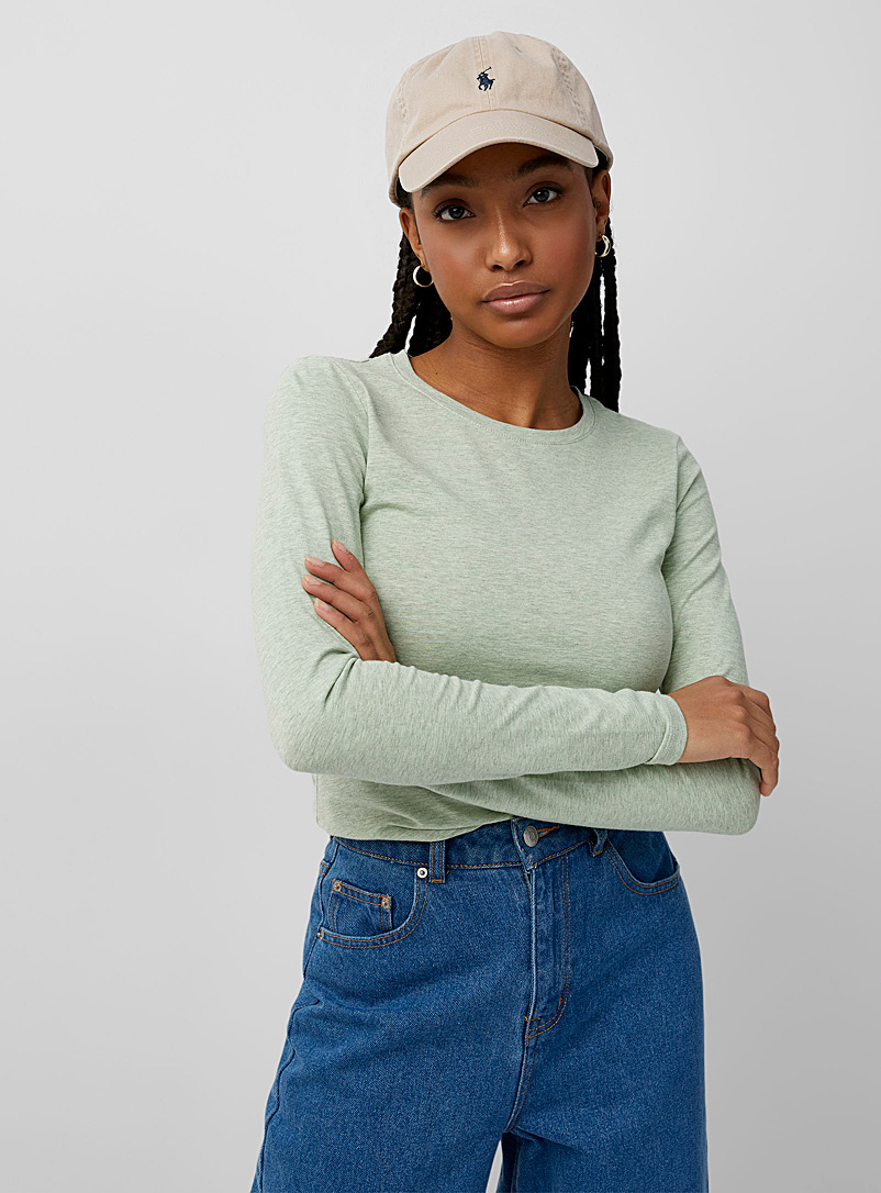 Twik: Le t-shirt col rond coton bio coloré Vert pâle-lime pour femme