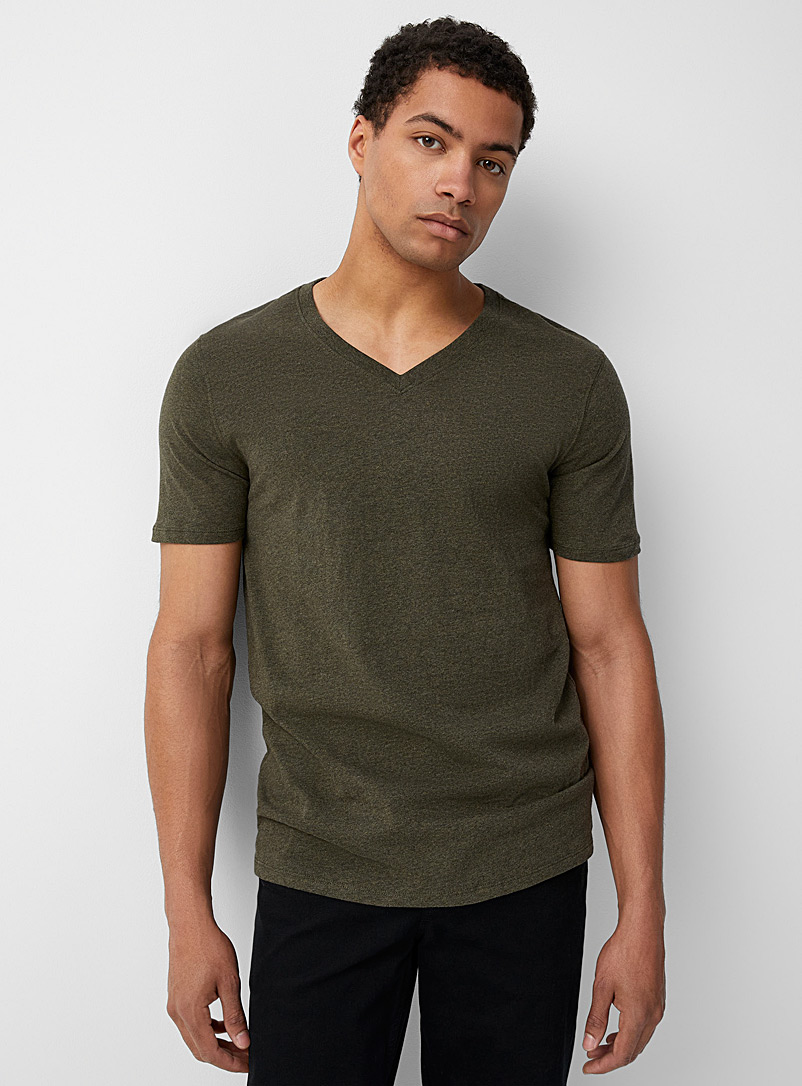 Le 31 Khaki 100% organic cotton V-neck T-shirt Standard fit for men