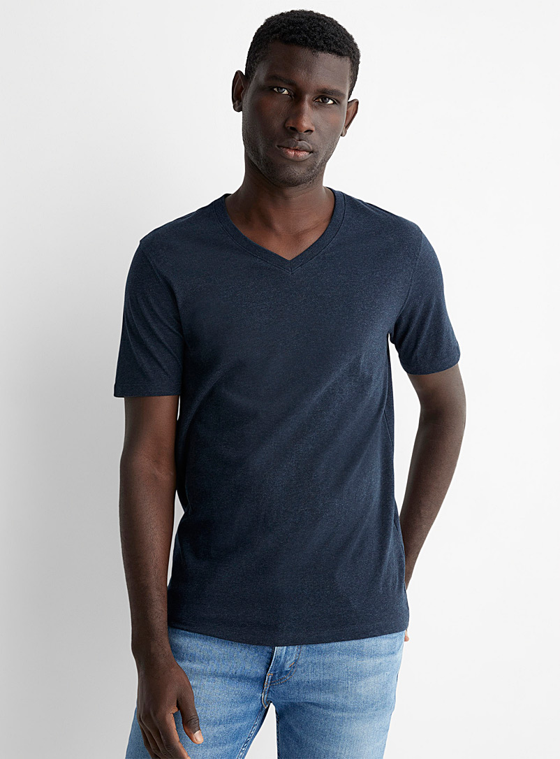 Le 31 Midnight blue  100% organic cotton V-neck T-shirt Standard fit for men