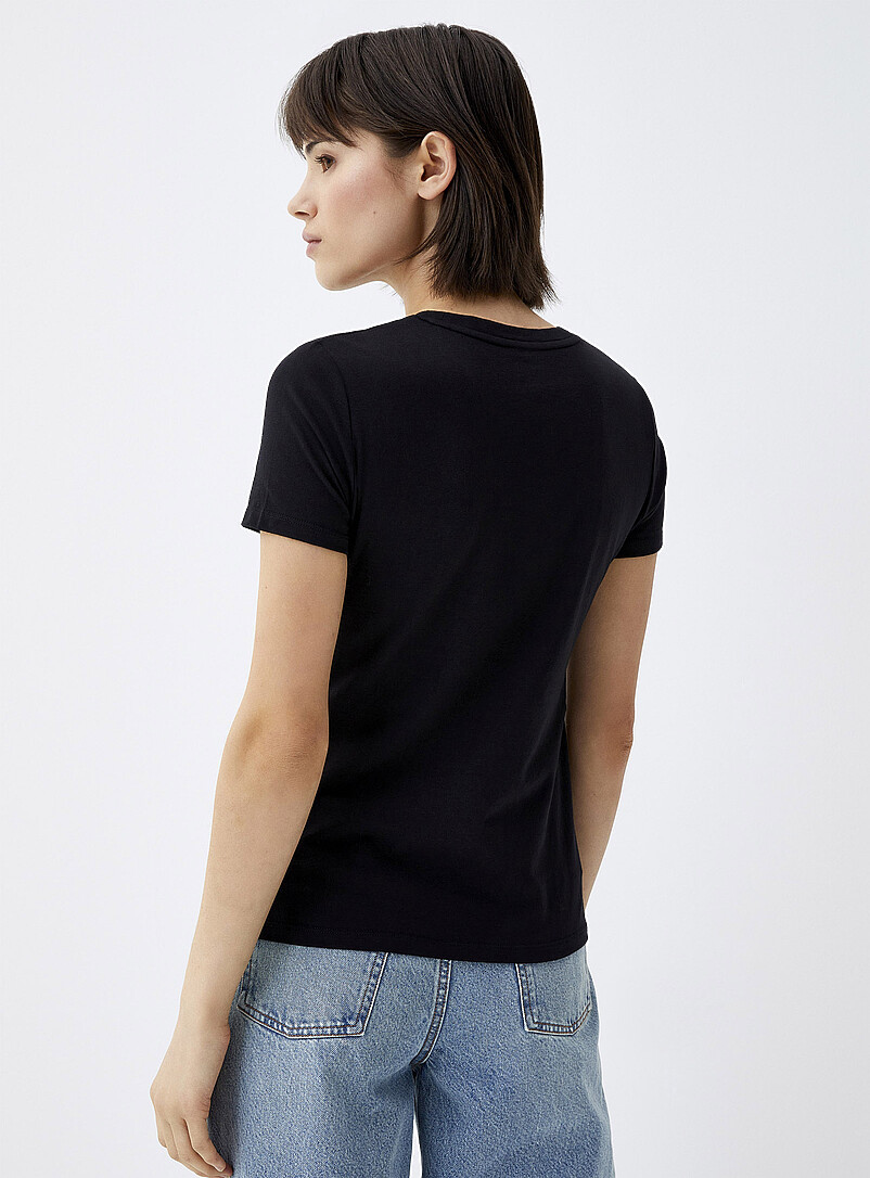 Twik: Le t-shirt col rond jersey l&eacute;ger <b>Coupe ajust&eacute;e</b> Blanc pour femme