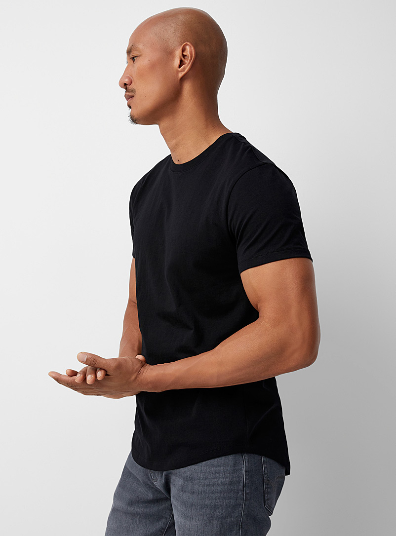 Le 31: Le t-shirt ajusté coton bio uni Coupe ajustée Noir pour homme