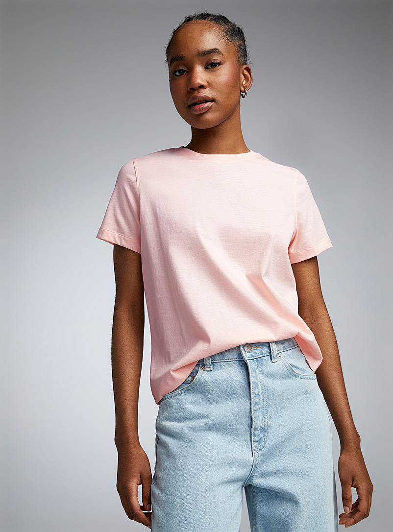 Twik Pink Solid thin jersey crew-neck tee <b>Relaxed fit</b> for women