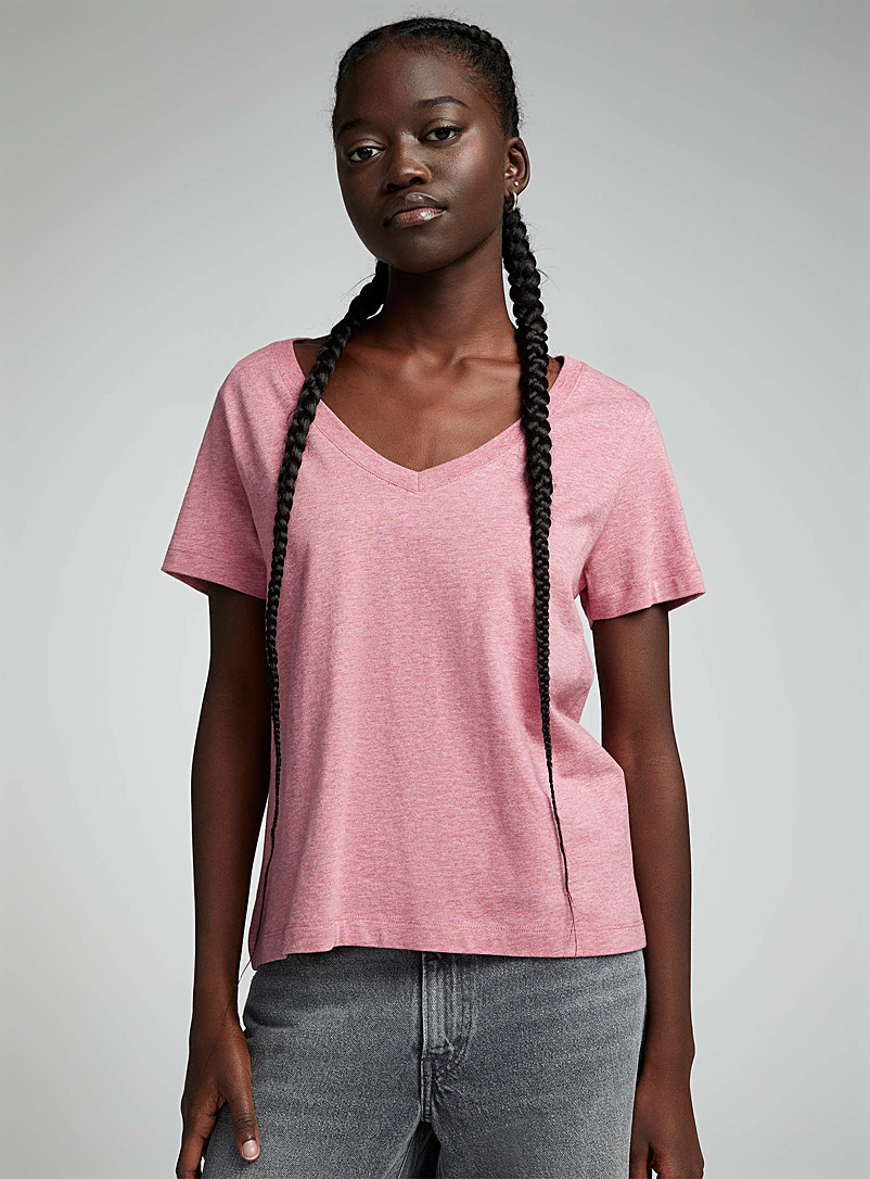 Twik Medium Pink Solid thin jersey V-neck tee <b>Relaxed fit</b> for women