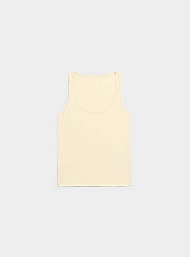 Twik: La camisole ajust&eacute;e col d&eacute;gag&eacute; Ivoire - Beige cr&egrave;me pour femme