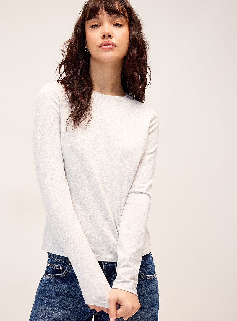 Twik: Le t-shirt manches longues coton bio <b>Coupe ajust&eacute;e</b> Noir pour femme