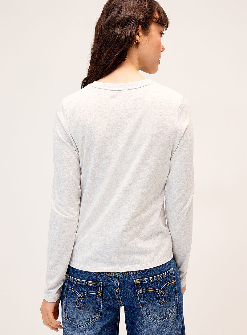Twik: Le t-shirt manches longues coton bio <b>Coupe ajust&eacute;e</b> Noir pour femme