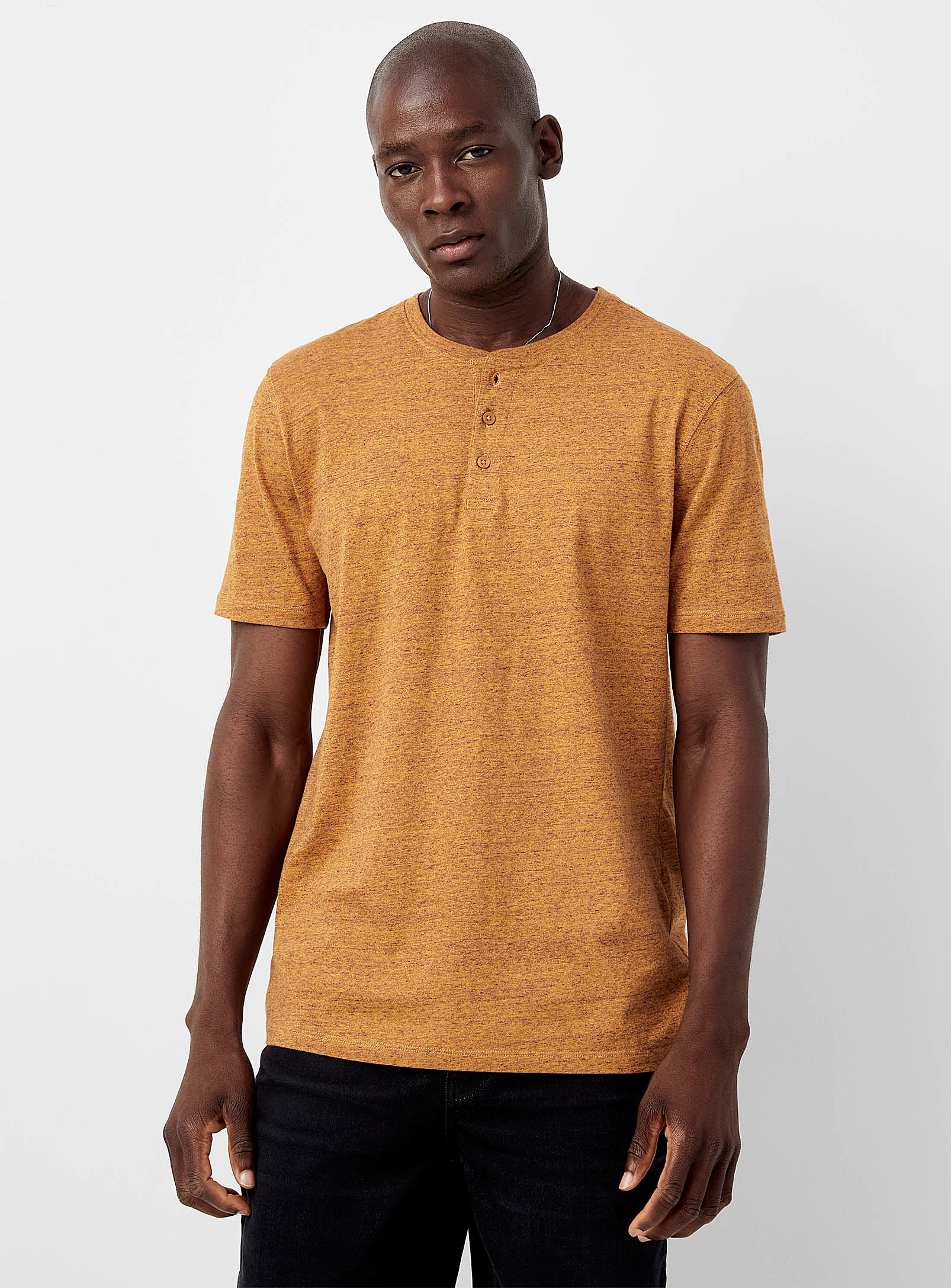 Le 31 100% Organic Cotton Henley T-shirt Standard Fit In Dark Yellow