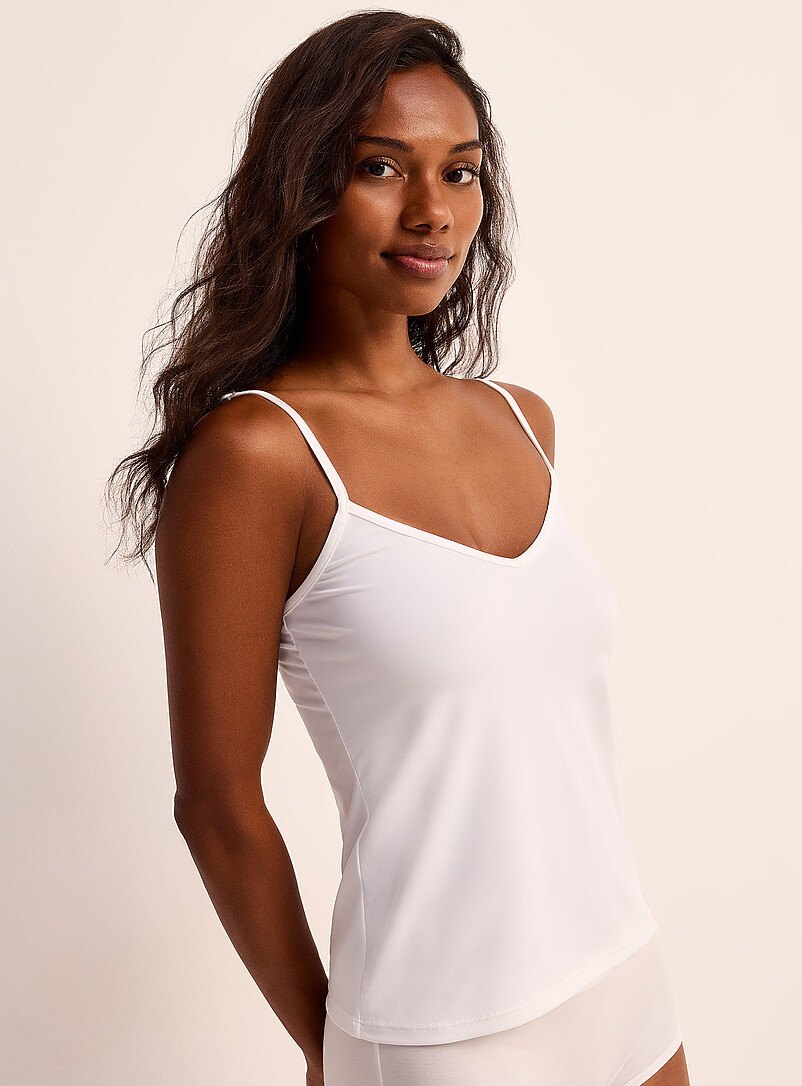 Smoothing Stretch V-Neck Cami