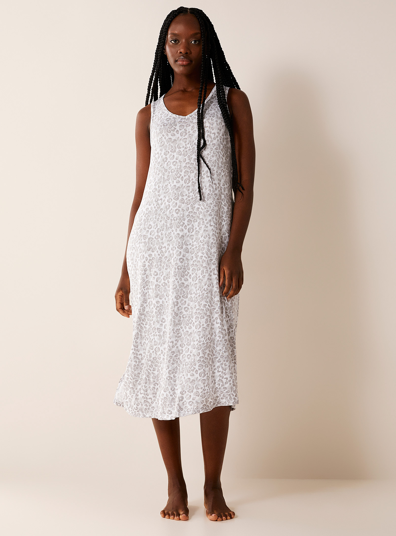 Miiyu Brushed Jersey Long Nightgown In Off White