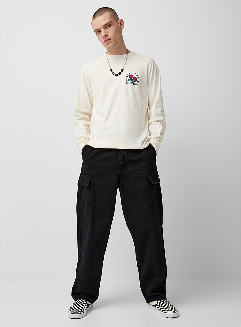 https://imagescdn.simons.ca/images/8728-22402-1-A1_2/range-drawstring-waist-cargo-pant-baggy-tapered-fit.jpg?__=9