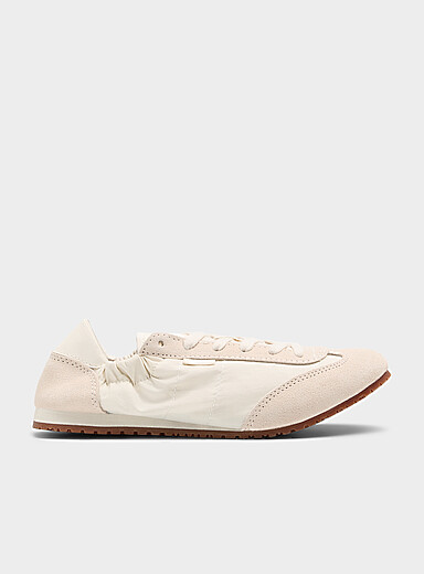 Le sneaker Super Lowpro Collapse guimauve Femme