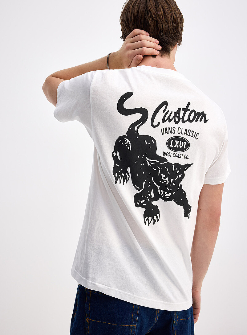 Custom cat T-shirt Classic fit product image 2