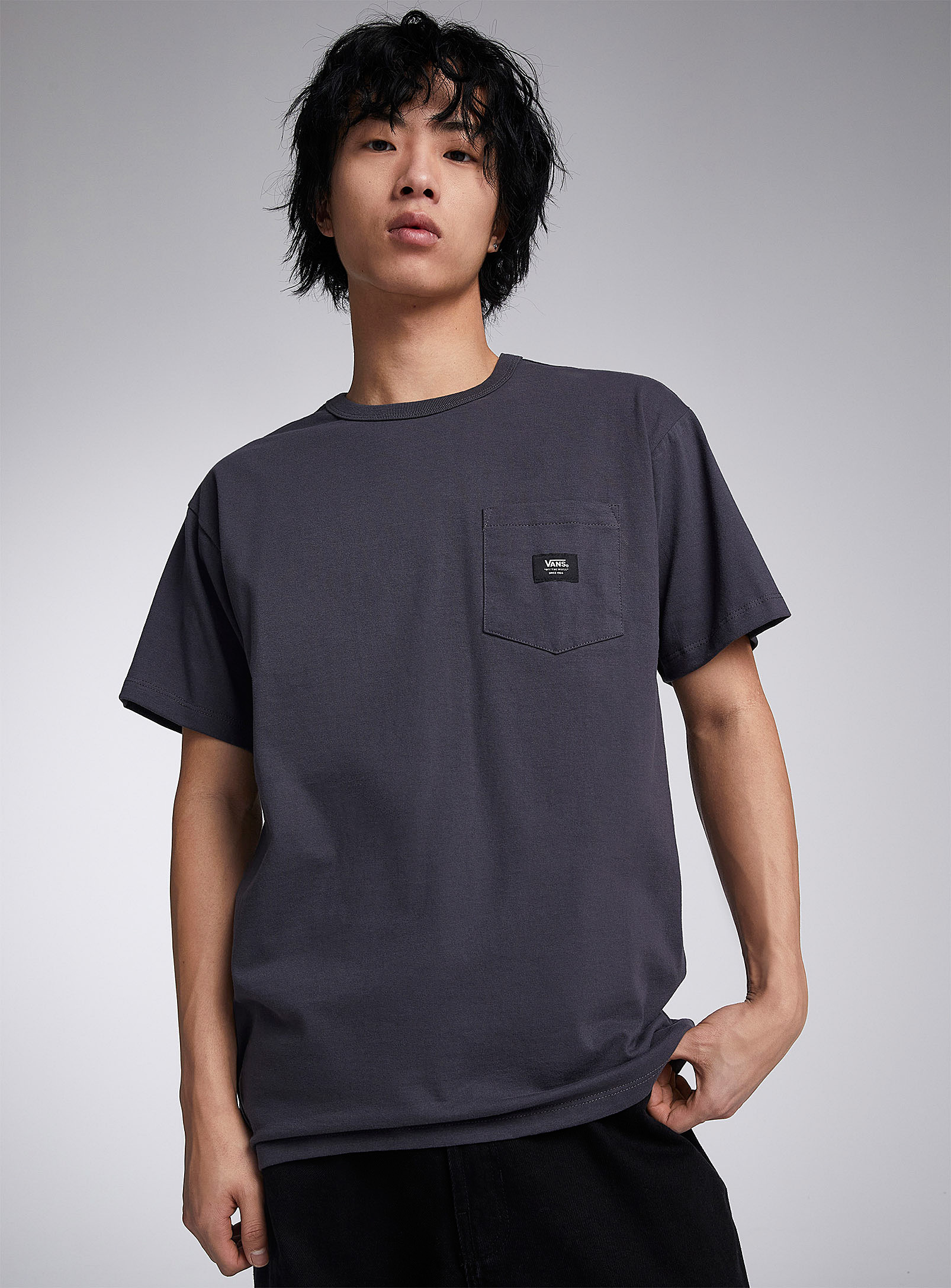 Vans Woven Patch Pocket T-shirt In Charcoal