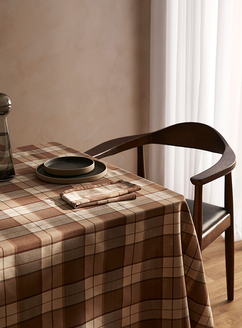 Simons Maison Assorted Espresso plaid tablecloth