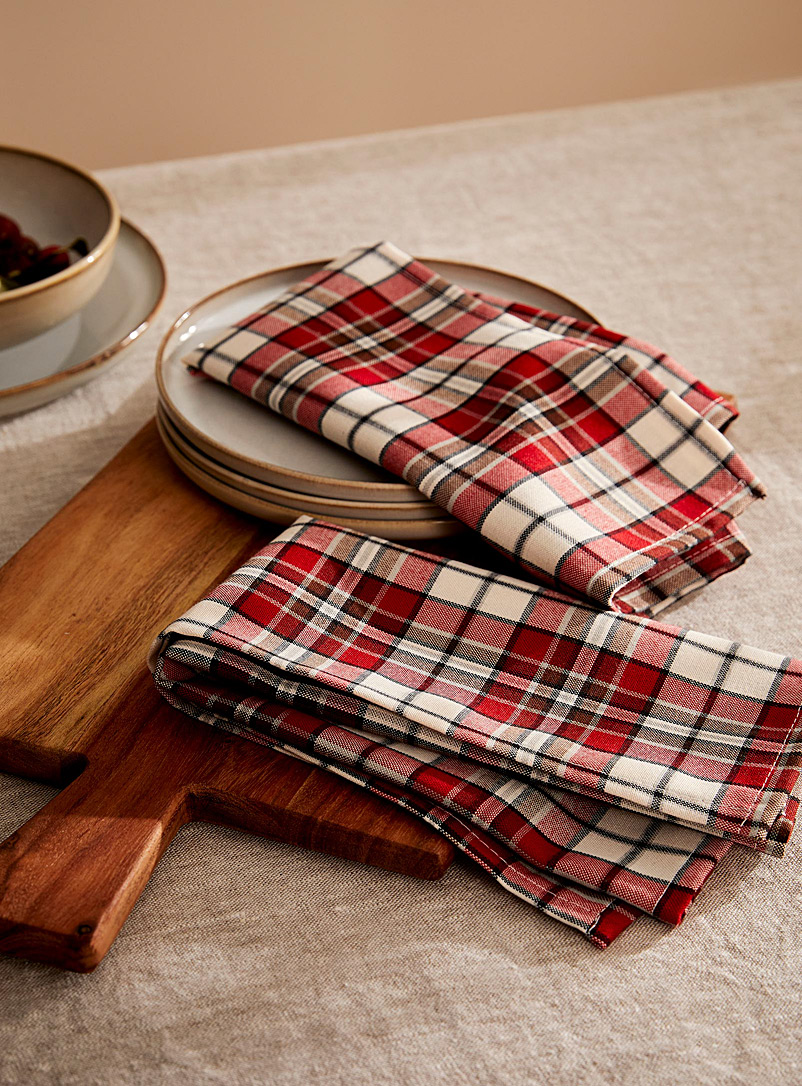 Simons Maison Assorted Winter tartan recycled polyester napkins Set of 2