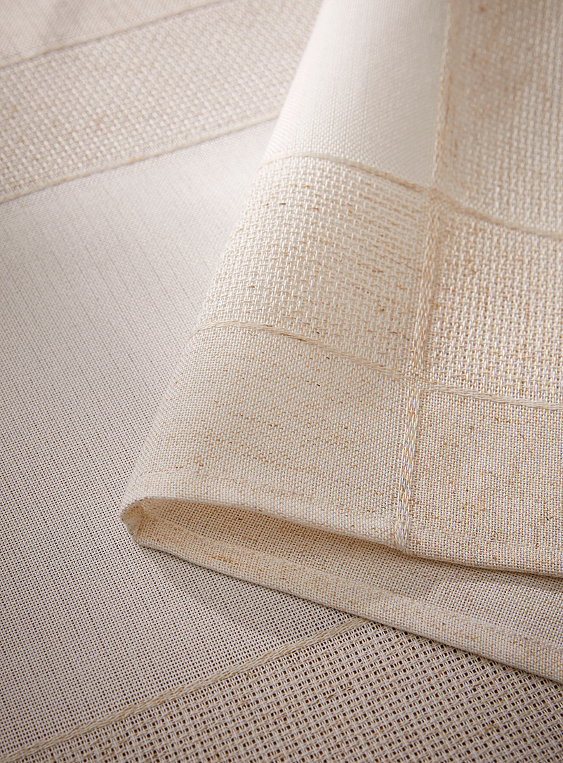 Faux linen-border jacquard table runner See available sizes product image 2
