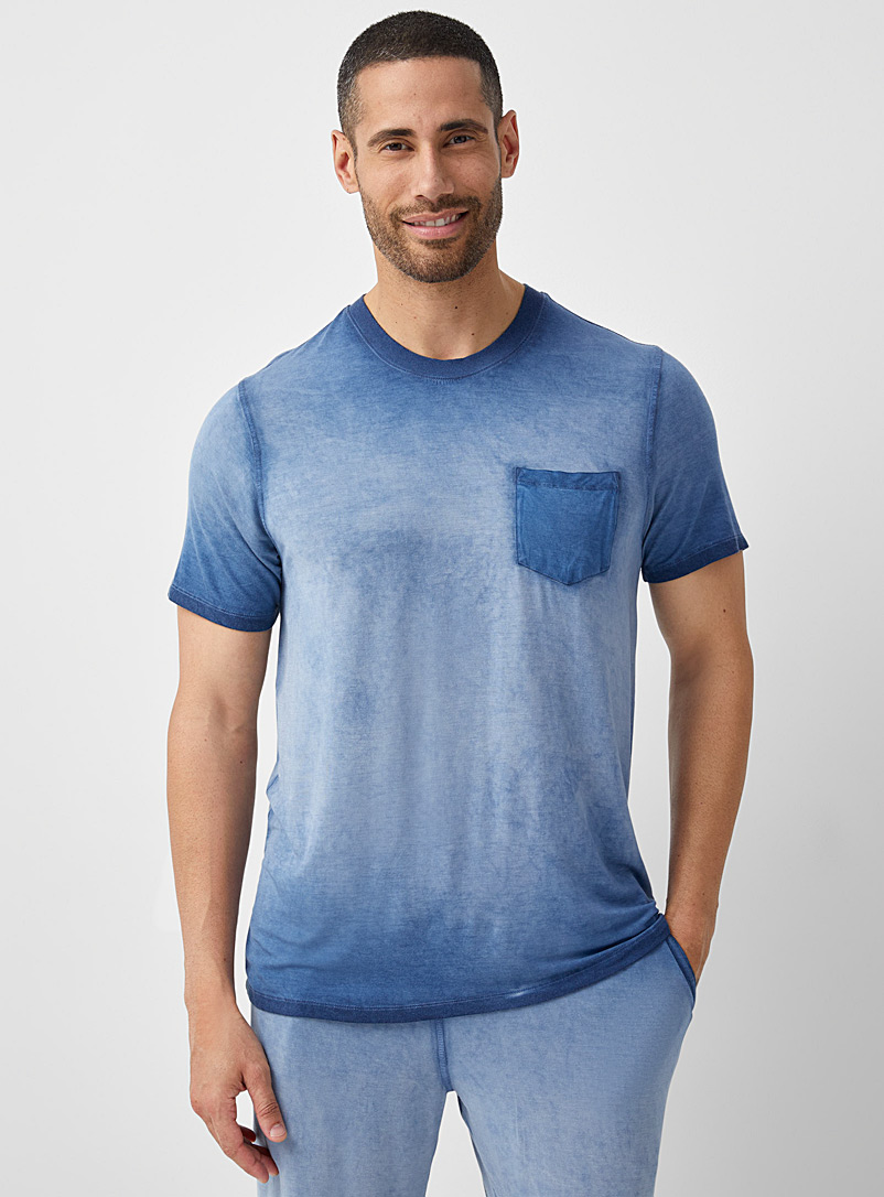 Daniel Buchler: Le t-shirt détente délavé bleuté Bleu moyen-ardoise pour homme