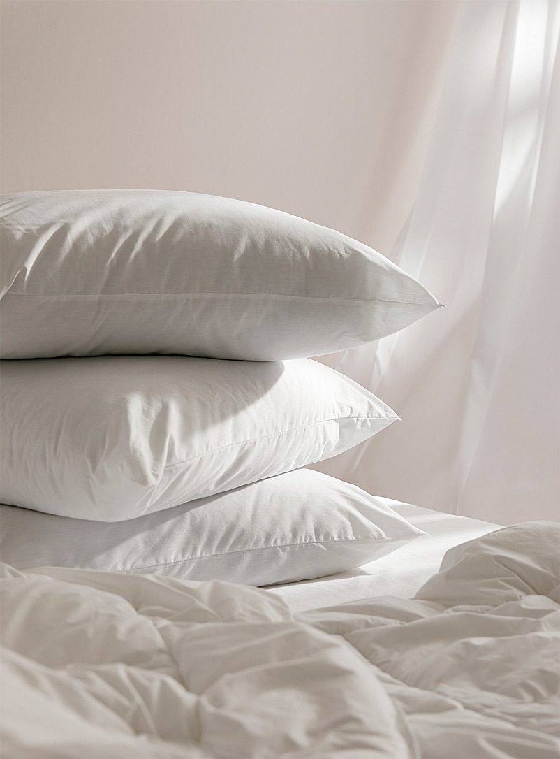 Harmonie recycled polyester pillow Soft support product image (primary)