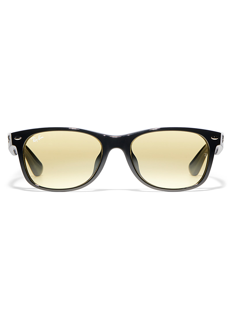Ray-Ban: Les lunettes de soleil carrées New Wayfarer Noir pour homme