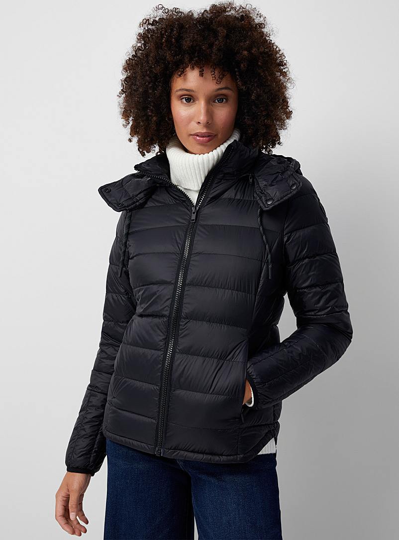 Black Emeline light puffer jacket | Lolë | Women's Coats & Jackets | Simons