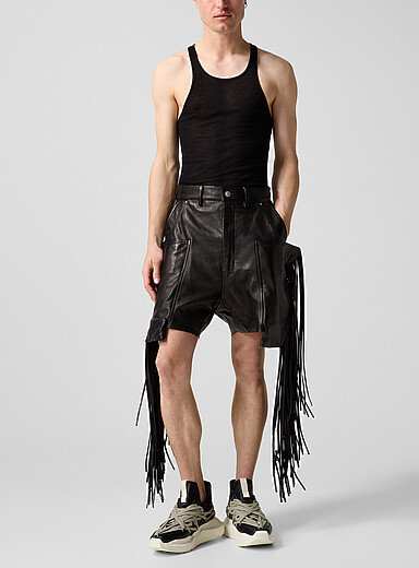 Rick Owens: Le short en cuir &agrave; poches frang&eacute;es Noir pour homme