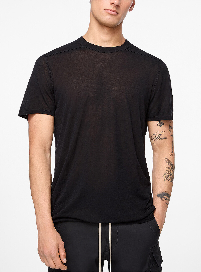 Level tone-on-tone seams T-shirt product image (primary)