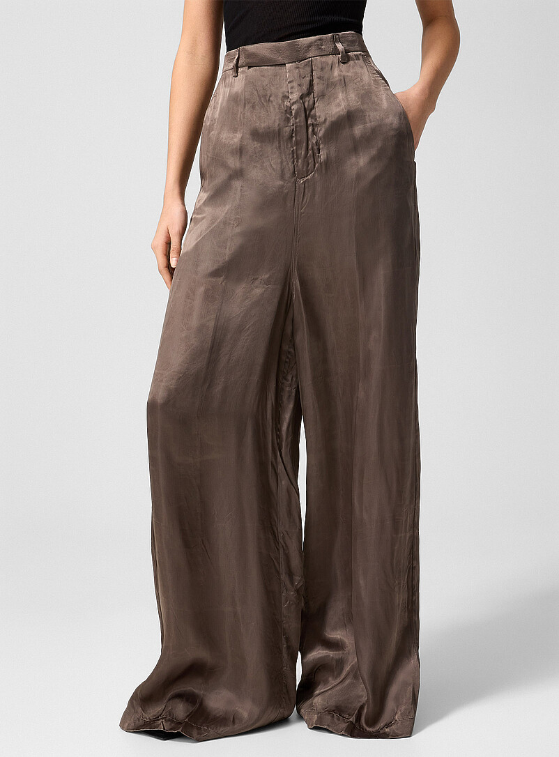 Wide-leg satiny pant product image 2