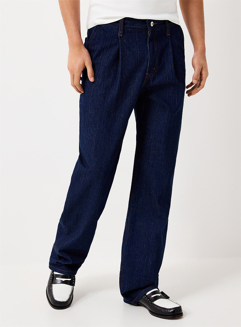 Textured denim pleated jean Straight fit product image 2