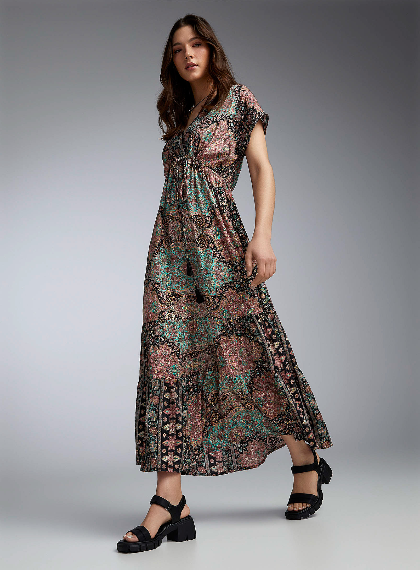 Twik - La robe paysanne motif floral à dorure