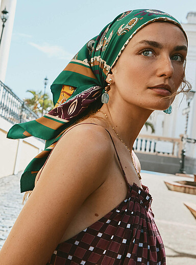 Le foulard mosa&iuml;ques et paisley Endy