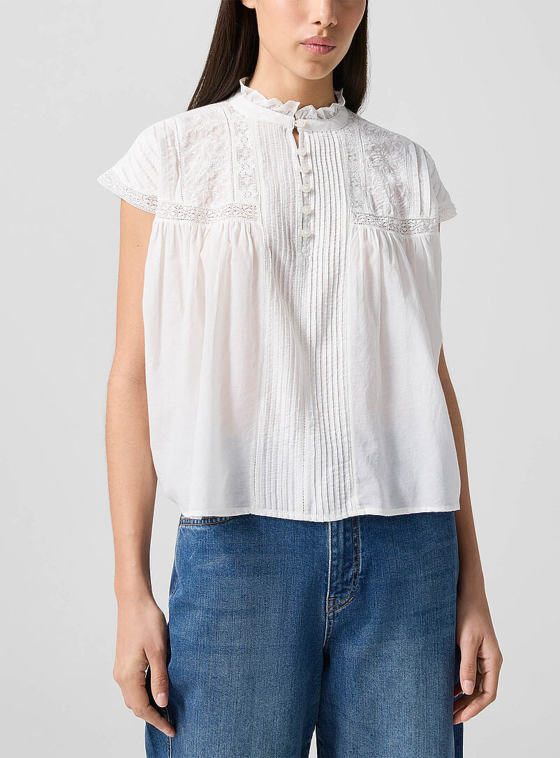 Ganu Button-Loop Fastening Embroidered Cotton Blouse