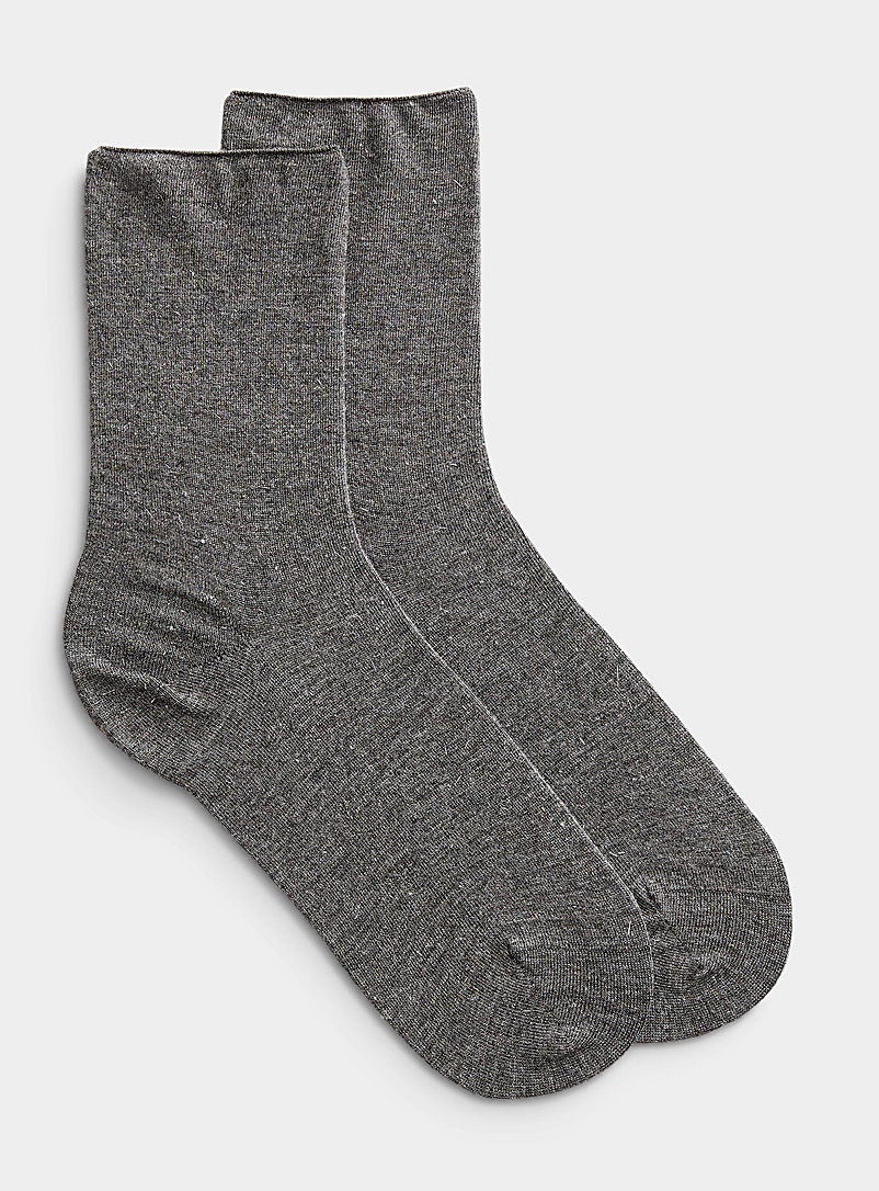 Simons Grey Metallic thread heathered socks for women