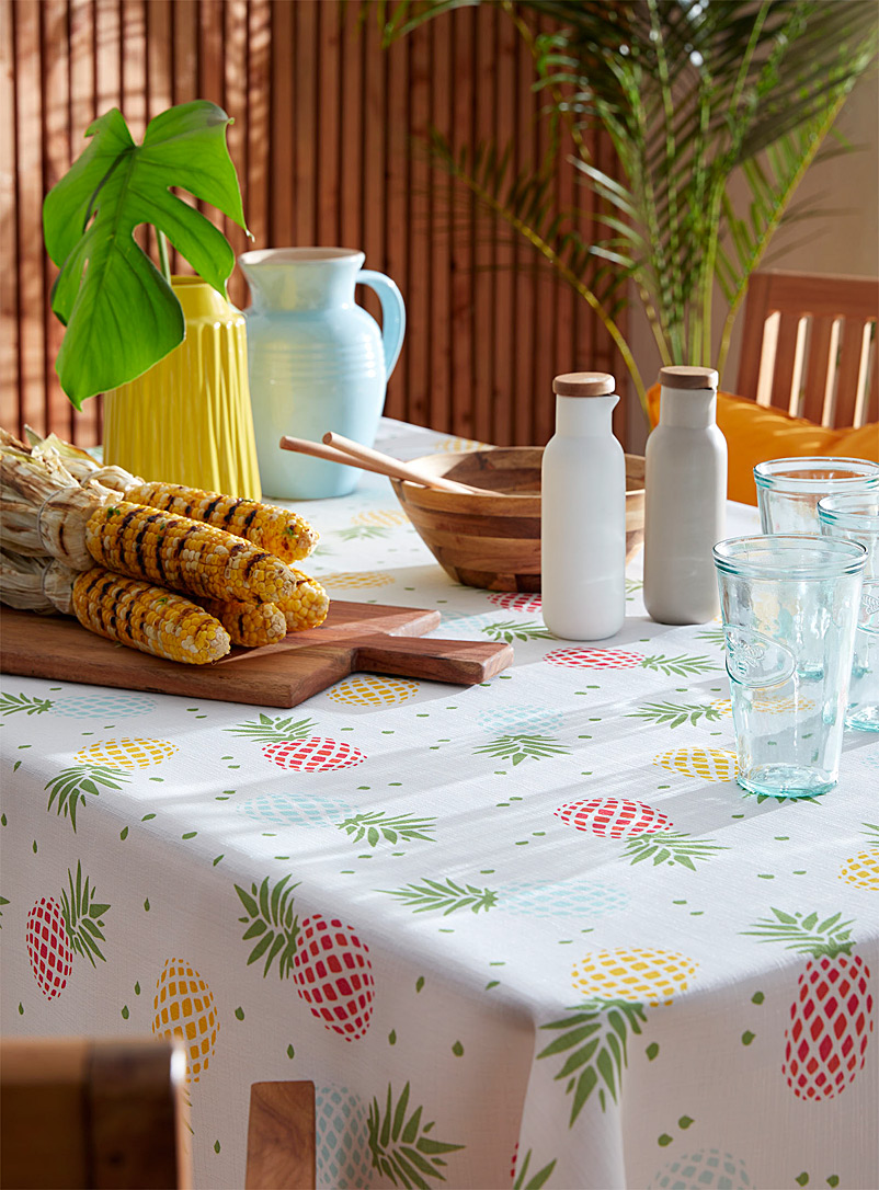 Simons Maison Assorted Pineapple tablecloth