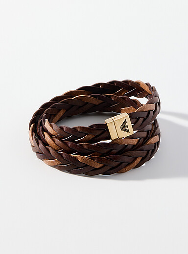 Le bracelet en cuir tress&eacute;