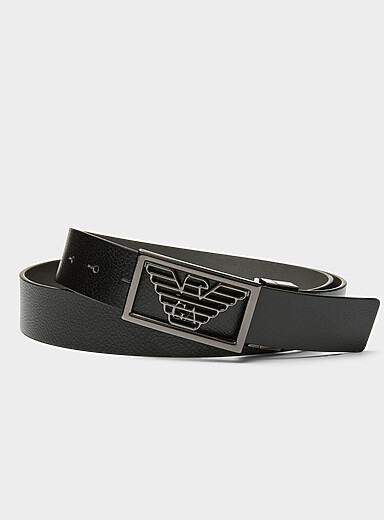 Reversible logo buckle belt