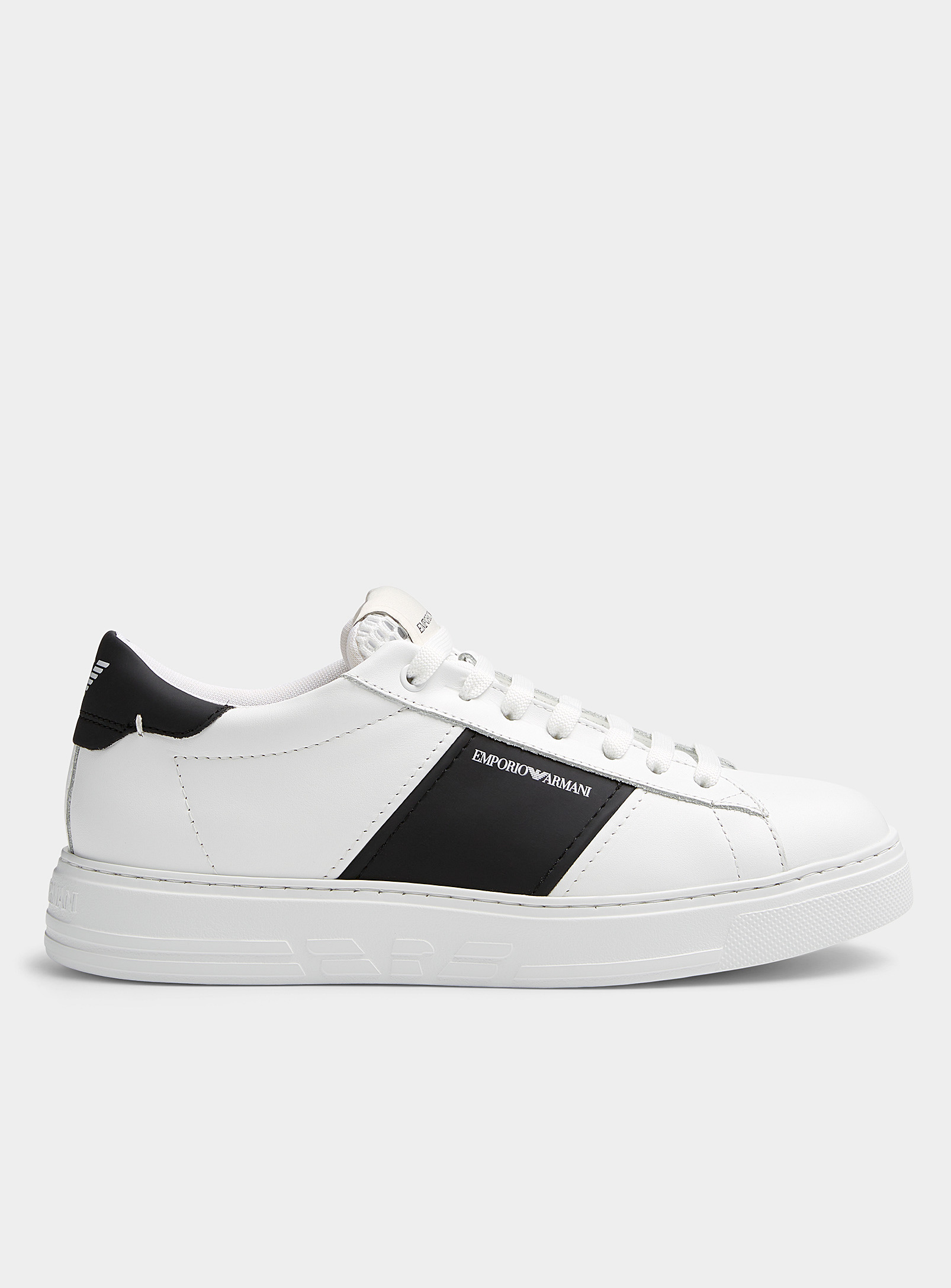 Accountant Wennen aan vingerafdruk Emporio Armani White And Black Sneaker With Logo | ModeSens